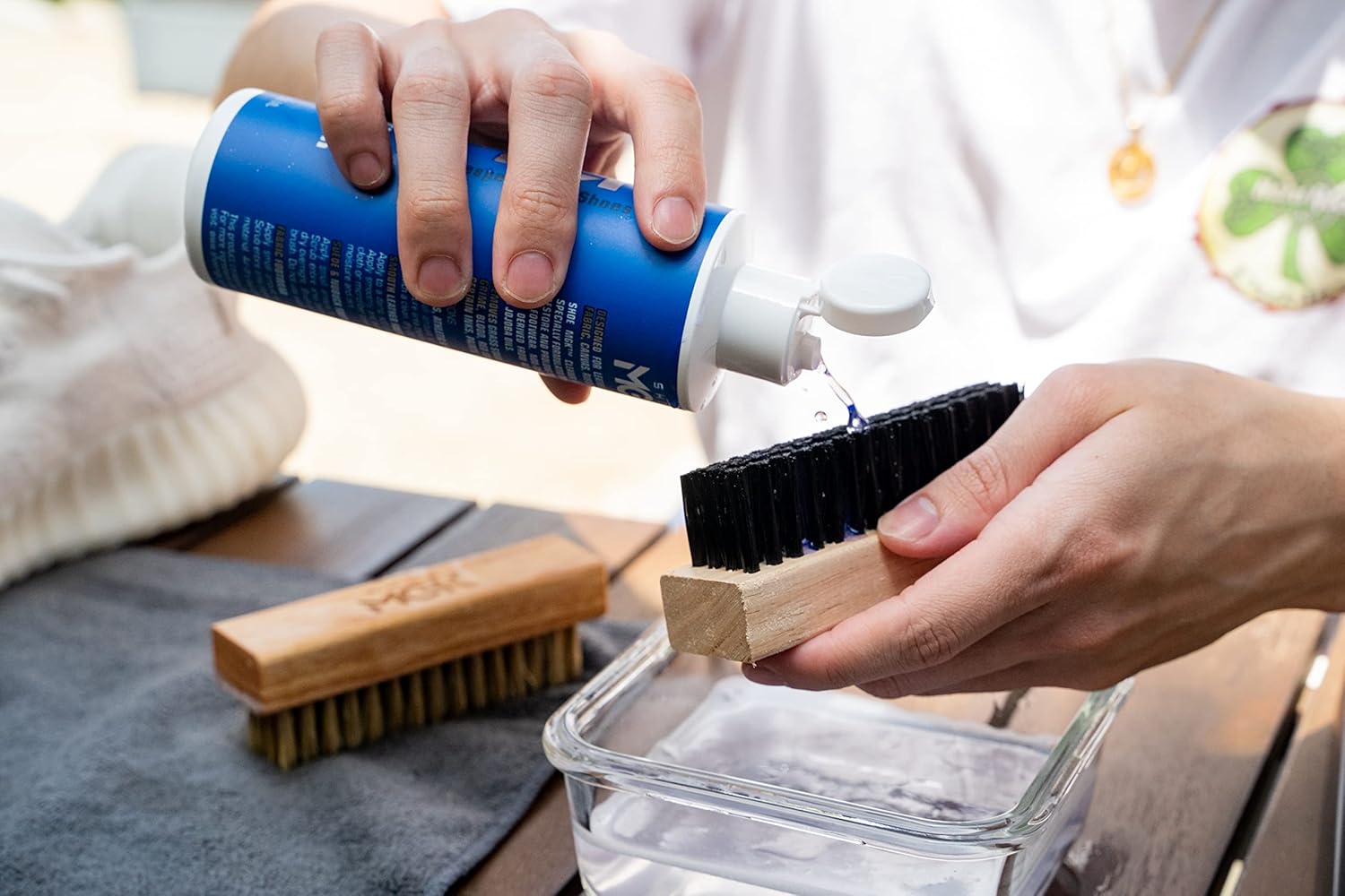 Shoe Cleaner Kit with Premium  - đánh giá và giá Sneaker Cleaning Kit
